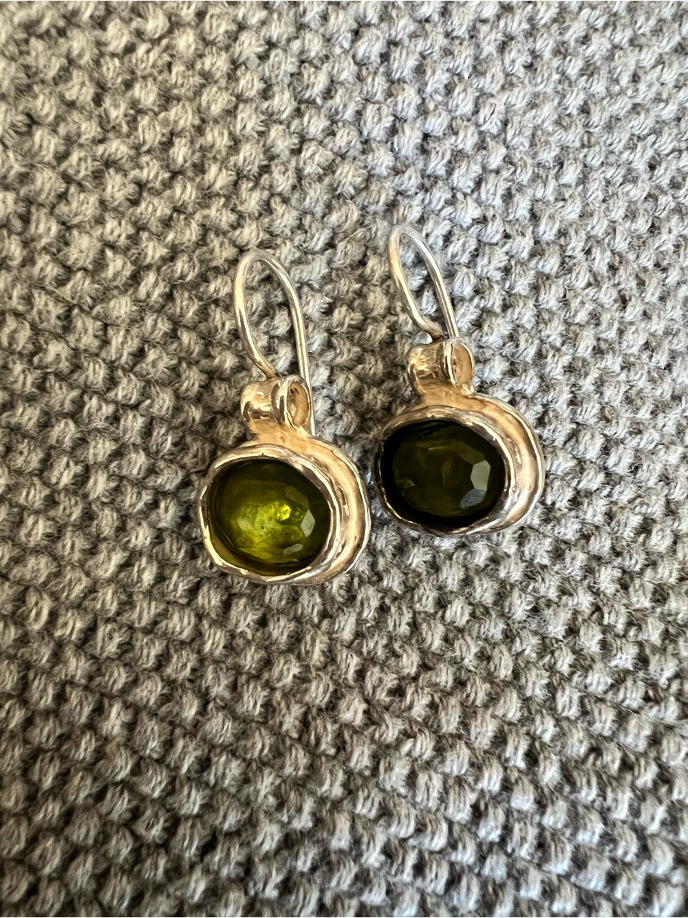 Sterling Silver Olive Green Gemstone Necklace & Earrings - Picture 3 of 5